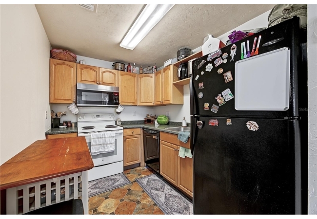 3934 SW 26TH DR #5 Condo photo 15