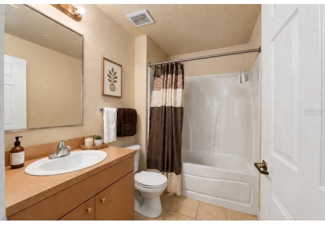 835 SW 9TH ST #109 Condo photo 17