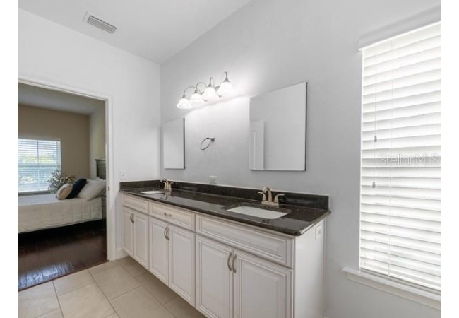 12604 NW 11 PL House photo 9