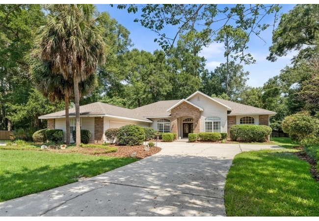 1703 SW 82ND DR House photo 2