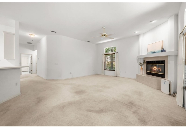 1703 SW 82ND DR House photo 5