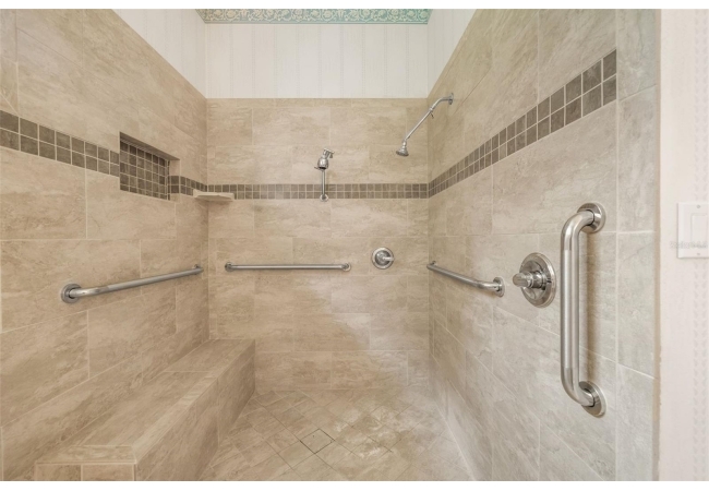 1703 SW 82ND DR House photo 20
