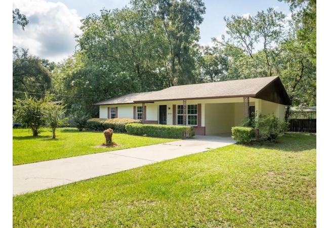 25351 SW 7 AVE House photo 1