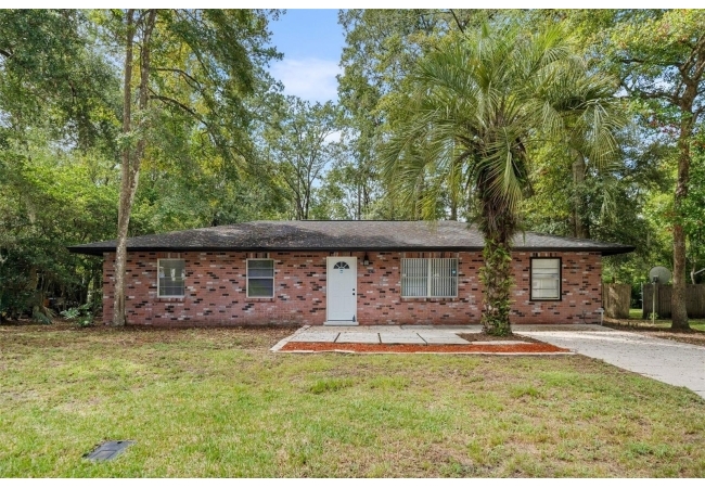 2827 NW 42ND PL House photo 1