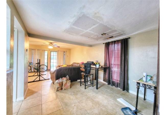 931 SW 57TH TER Condo photo 4