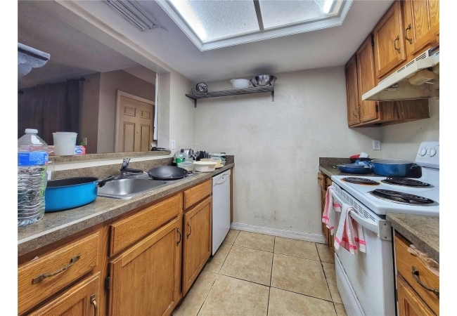 931 SW 57TH TER Condo photo 8