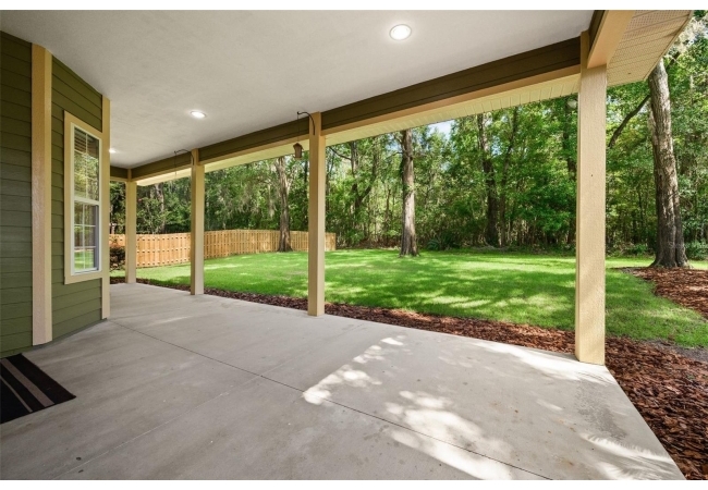 7560 WHITE OAKS RD House photo 25