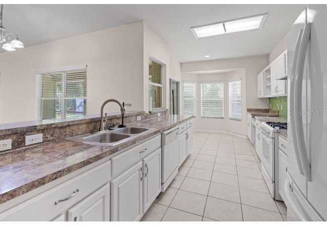 1861 SW 65TH DR House photo 13