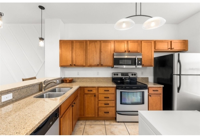 2508 SW 35TH PL #Q98 Condo photo 8