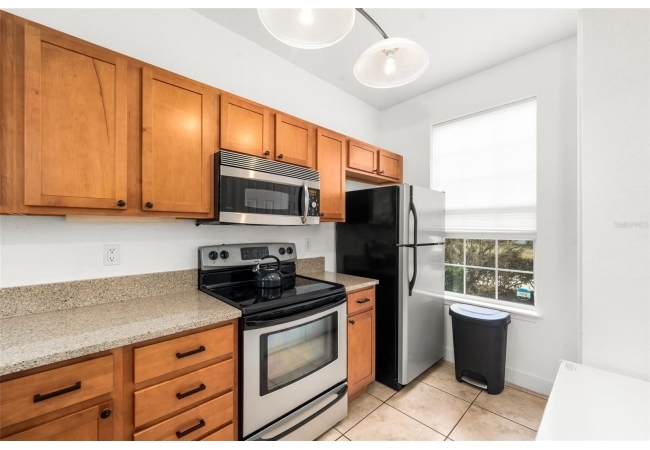2508 SW 35TH PL #Q98 Condo photo 9