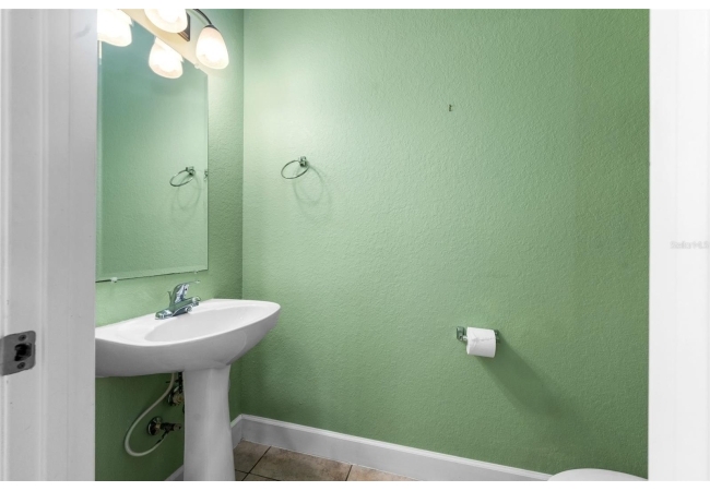 2508 SW 35TH PL #Q98 Condo photo 16