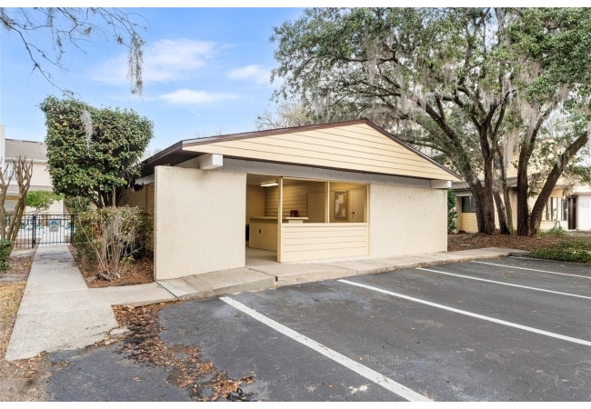 2508 SW 35TH PL #Q98 Condo photo 27