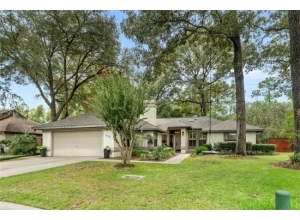 908 SW 82ND TER