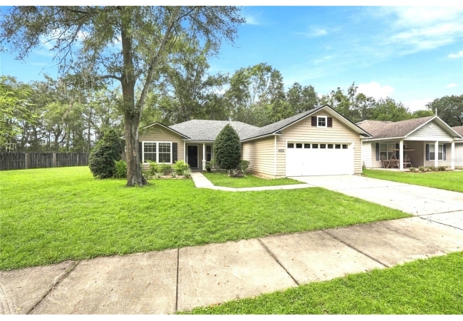 12104 NW 162ND DR House photo 1