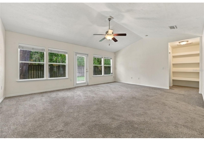 12104 NW 162ND DR House photo 10