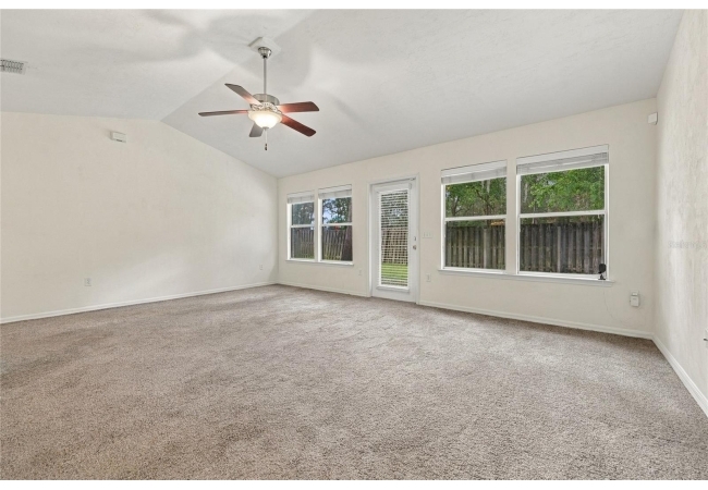 12104 NW 162ND DR House photo 22