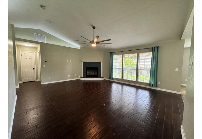 25184 NW 9TH RD House photo 4