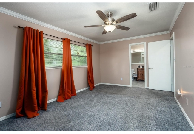 12015 SW 5TH AVE House photo 17