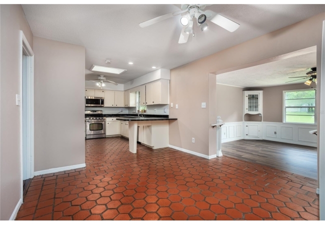 12015 SW 5TH AVE House photo 26