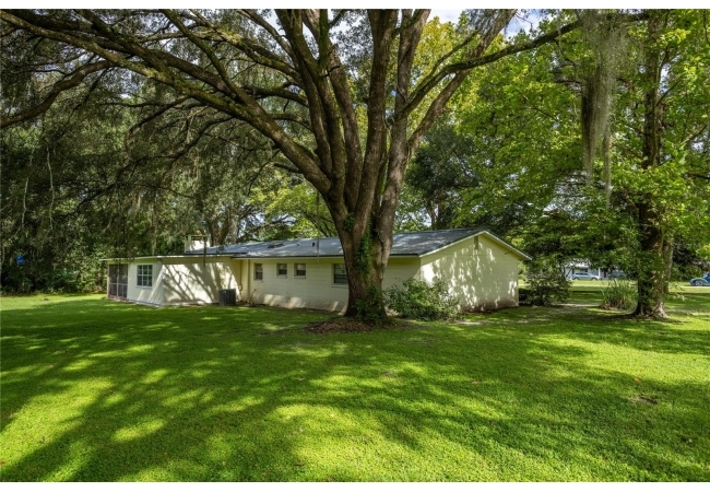 12015 SW 5TH AVE House photo 40