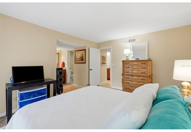 2508 SW 14TH DR #216 Condo photo 21