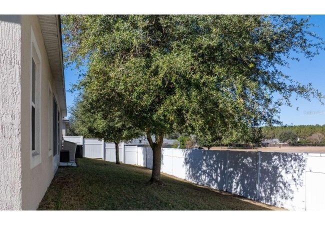 25038 NW 9TH LN House photo 33