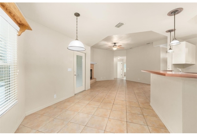 24618 NW 30TH PL House photo 10