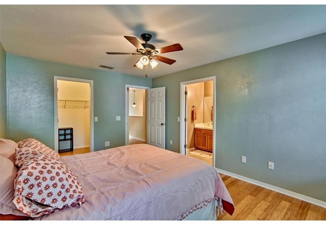 832 NW 42ND TER Condo photo 15