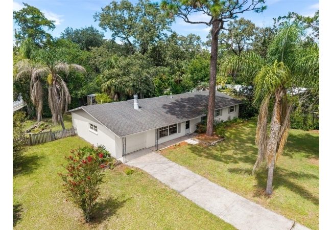 1804 NW 36TH TER House photo 3