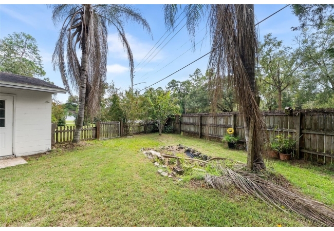 1804 NW 36TH TER House photo 32