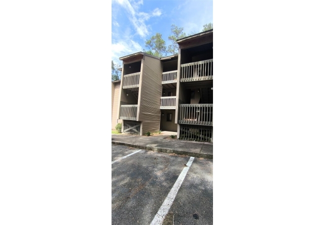 111 SE 16TH AVE #O104 Condo photo 1
