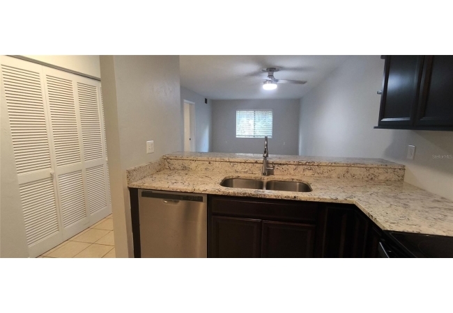 111 SE 16TH AVE #O104 Condo photo 4