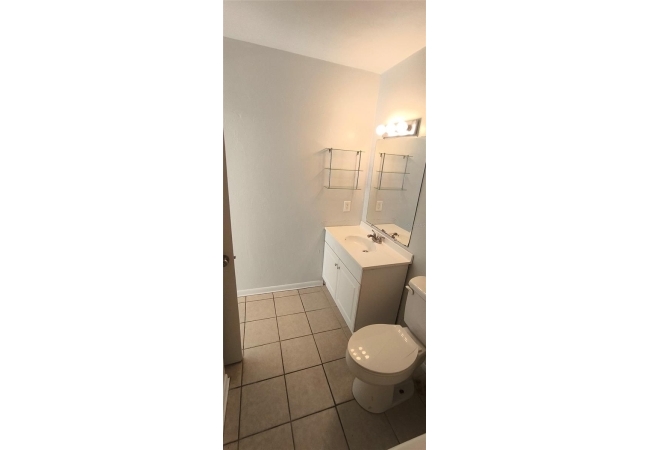 111 SE 16TH AVE #O104 Condo photo 22