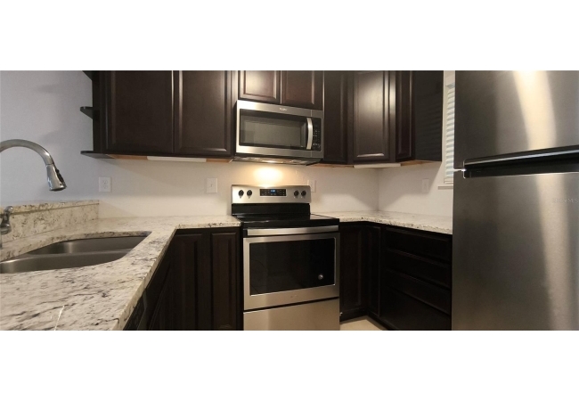 111 SE 16TH AVE #O104 Condo photo 36
