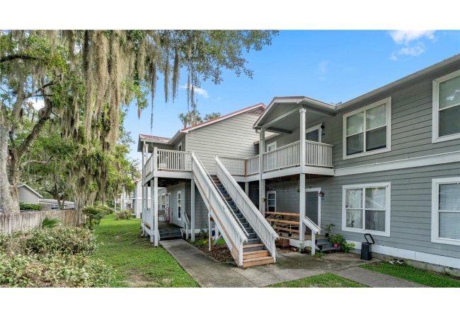 2905 SW ARCHER RD #P5009 Condo photo 1