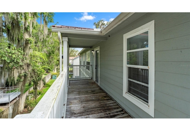2905 SW ARCHER RD #P5009 Condo photo 3