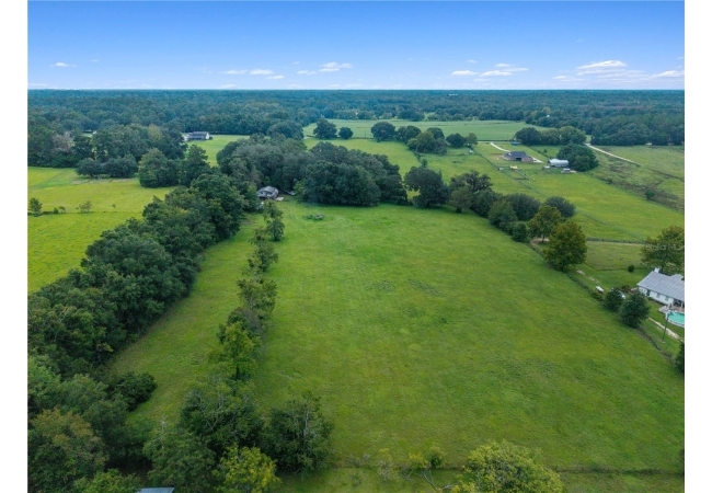 22118 OLD PROVIDENCE RD House photo 11