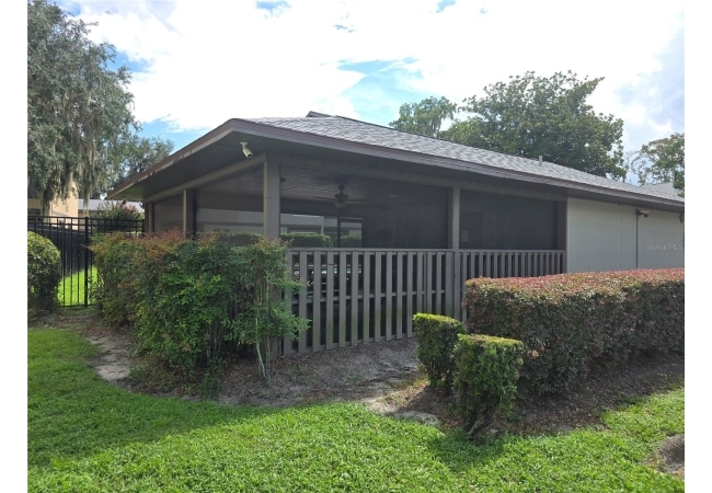 2300 SW 43RD ST #M1 Condo photo 23