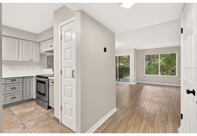 4411 BLACK FOREST WAY Condo photo 12