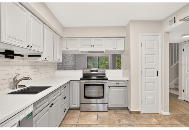 4411 BLACK FOREST WAY Condo photo 16