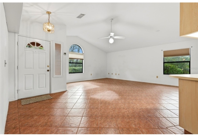 17026 SOUTHSIDE CT House photo 6