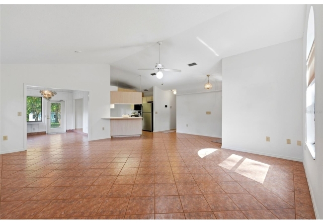 17026 SOUTHSIDE CT House photo 8