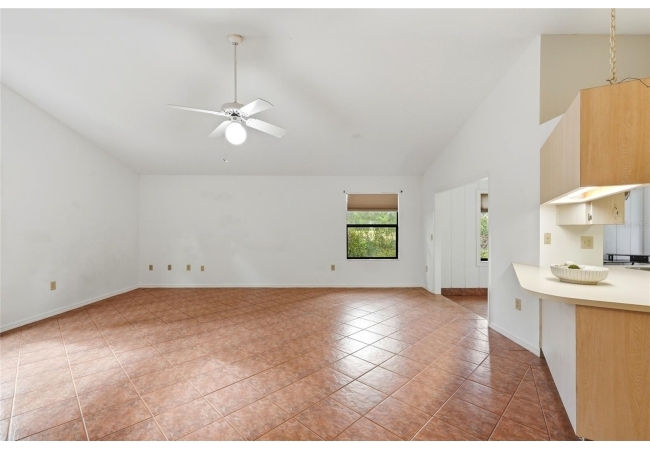17026 SOUTHSIDE CT House photo 10
