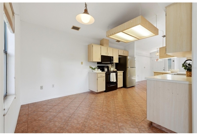17026 SOUTHSIDE CT House photo 17