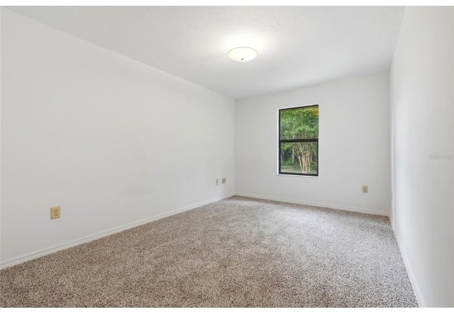 17026 SOUTHSIDE CT House photo 24