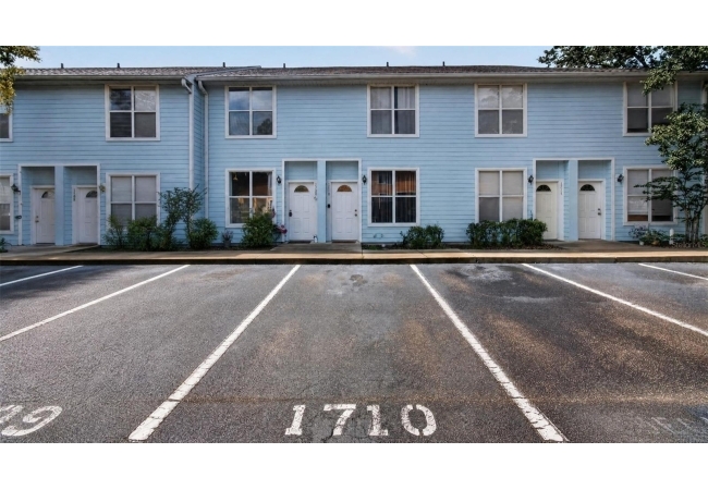 3890 SW 20TH AVE #1710 Condo photo 5