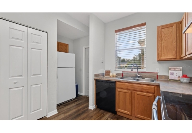 3890 SW 20TH AVE #1710 Condo photo 13