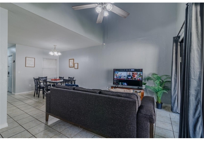 7200 SW 8TH AVE #E27 Condo photo 7