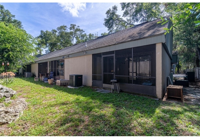 7200 SW 8TH AVE #E27 Condo photo 27