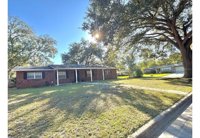 5515 NW 27TH TER House photo 1